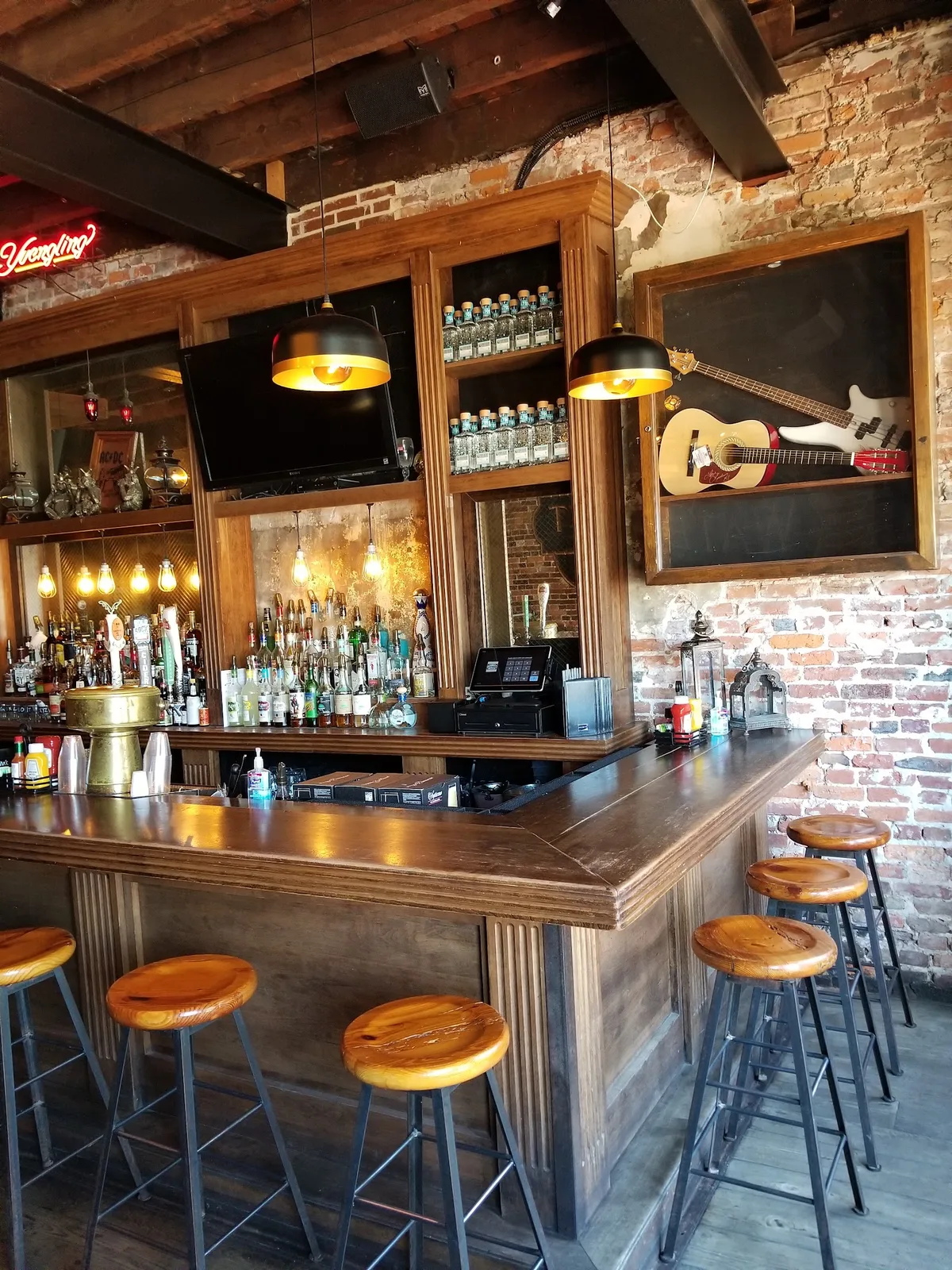 Waterfront Hotel: Restaurant Photograph