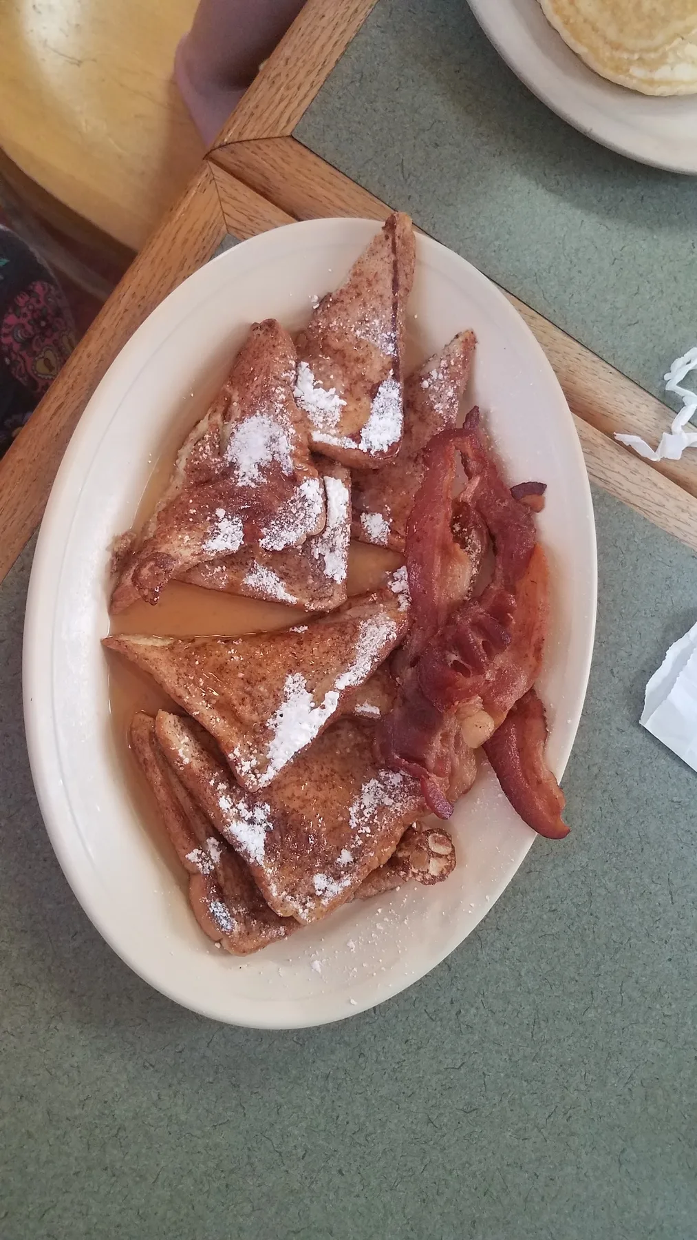 Rooster's Cafe: Restaurant Food And Dining Photo
