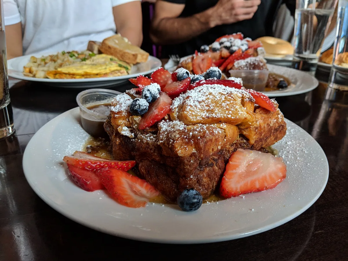 Crave Restaurant Downtown Santa Ana: Restaurant Food And Dining Photo