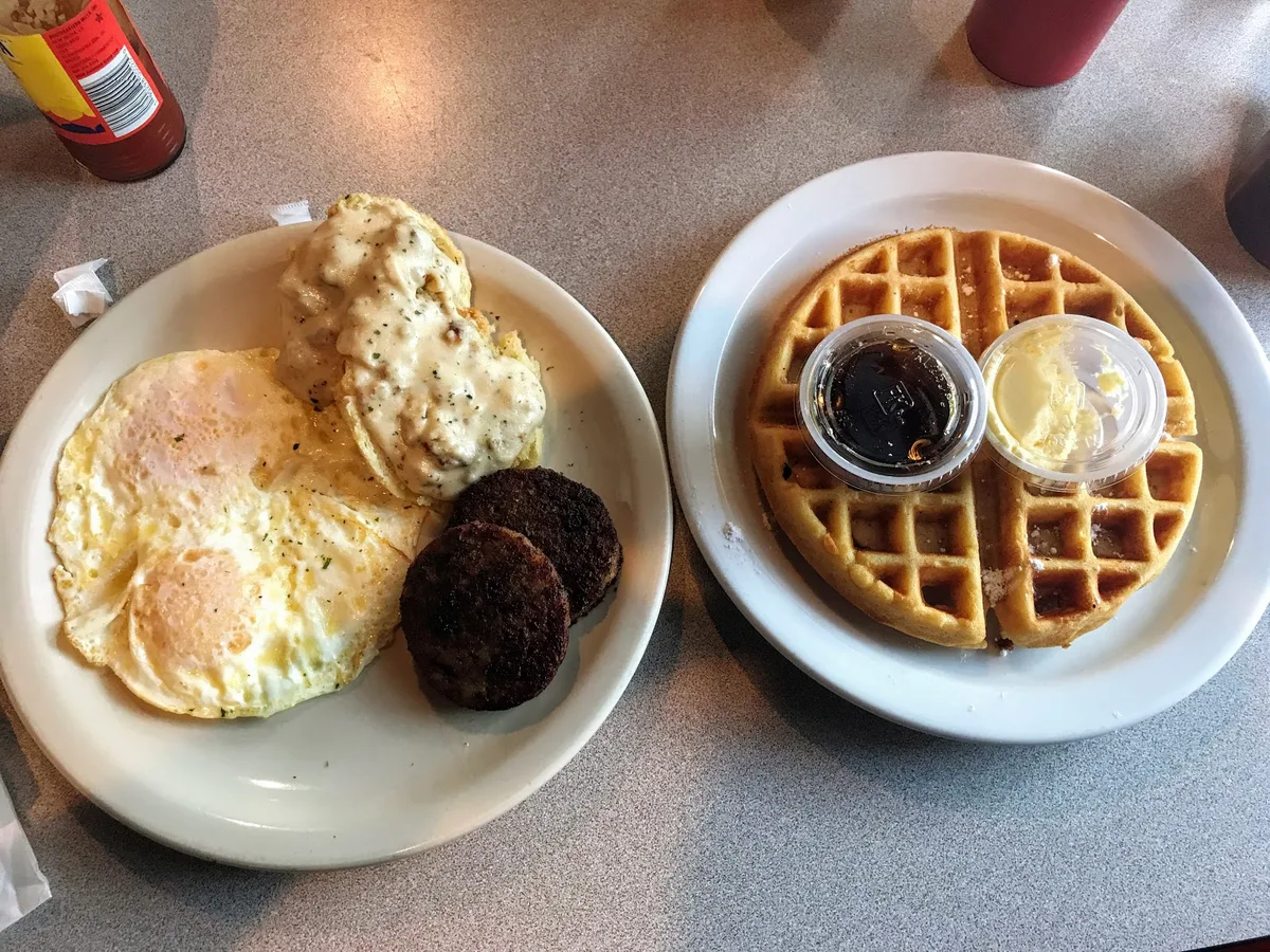 EJ's Eats and Drinks: Restaurant Food And Dining Photo