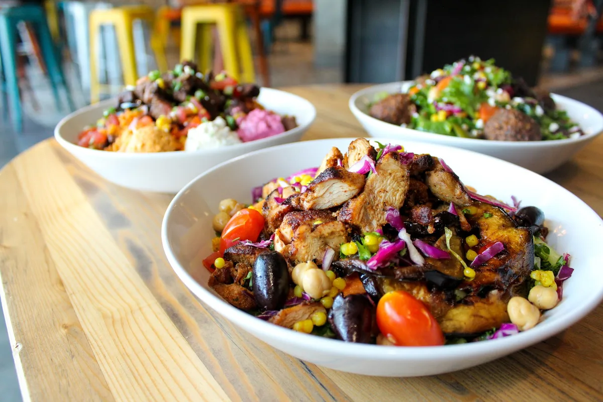 mezeh mediterranean grill (fayetteville): Restaurant Food And Dining Photo