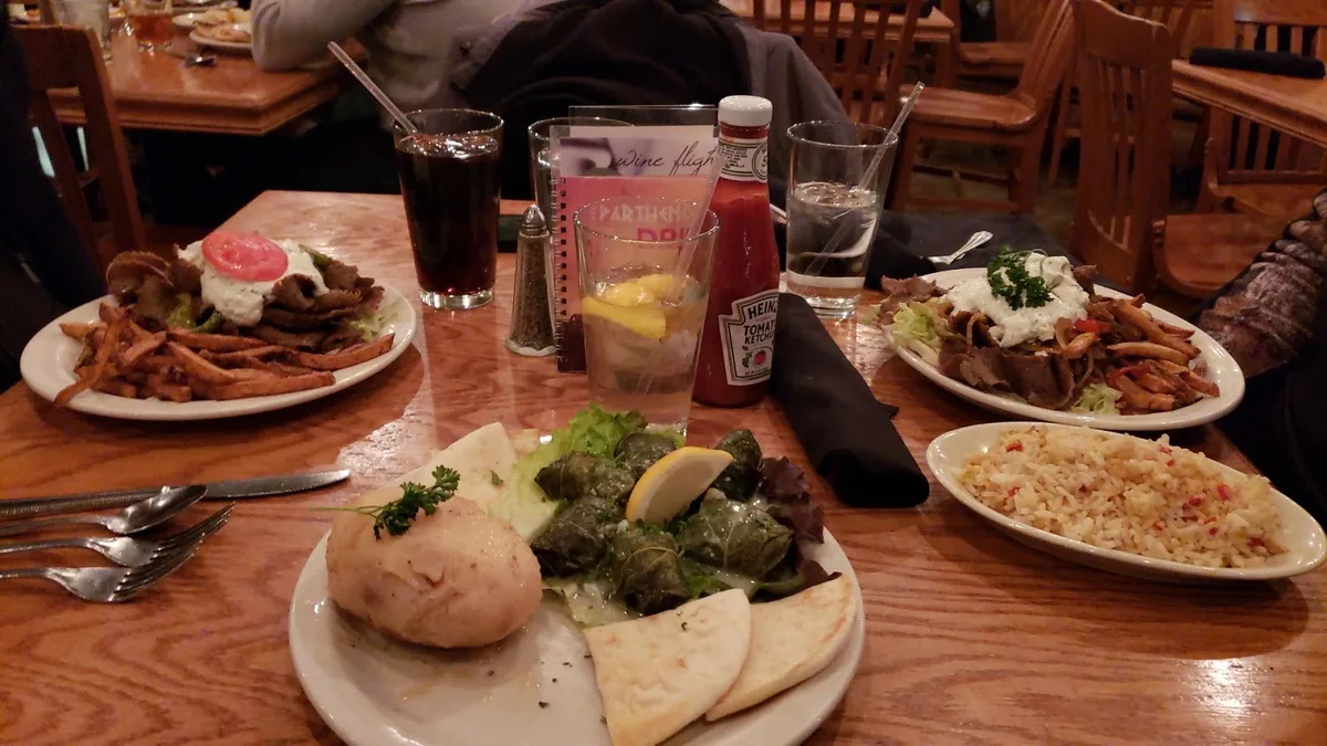 Parthenon: Restaurant Food And Dining Photo