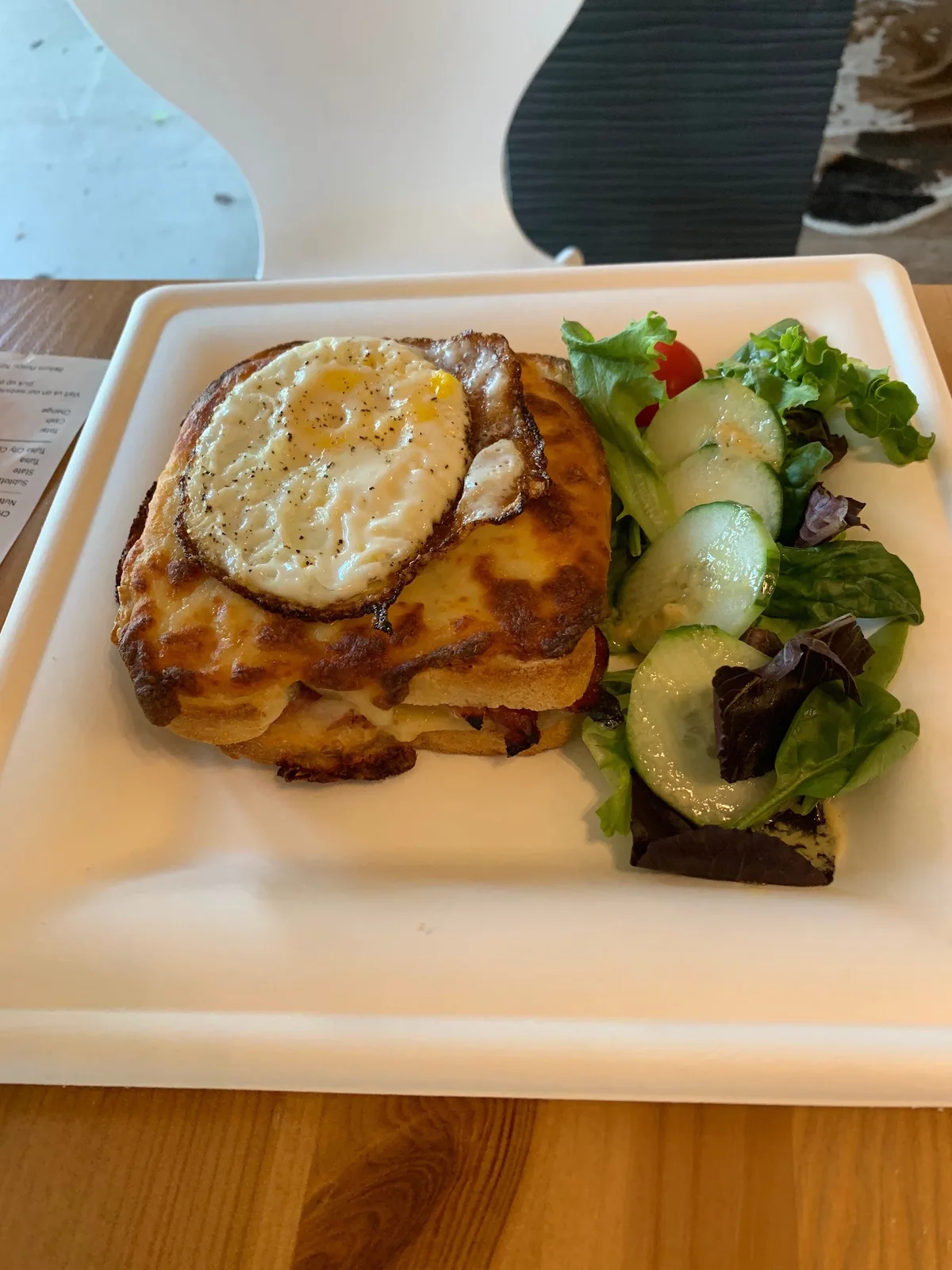 Le Louvre French Cafe: Restaurant Food And Dining Photo