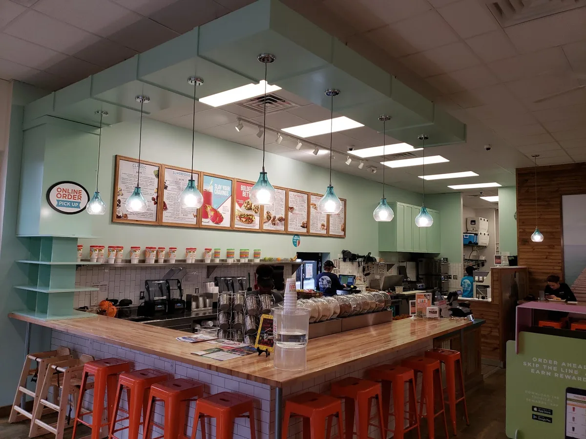 Tropical Smoothie Cafe: Restaurant Photograph