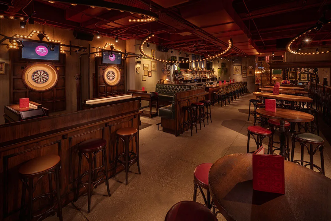 Flight Club Chicago: Restaurant Photograph