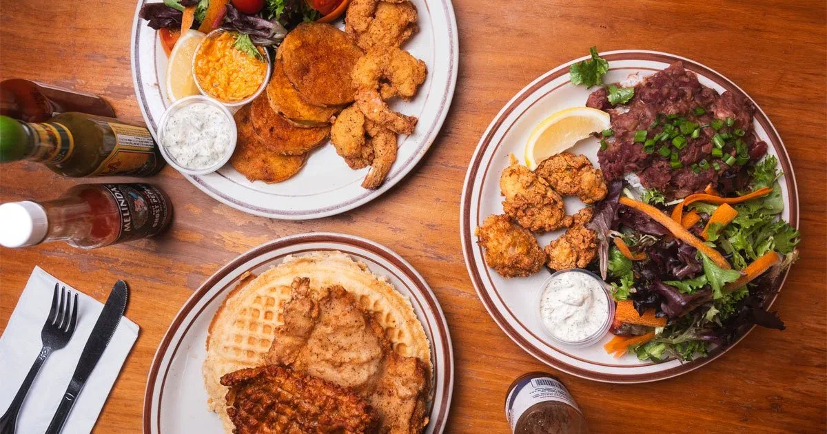 Fat's Chicken and Waffles: Restaurant Photograph