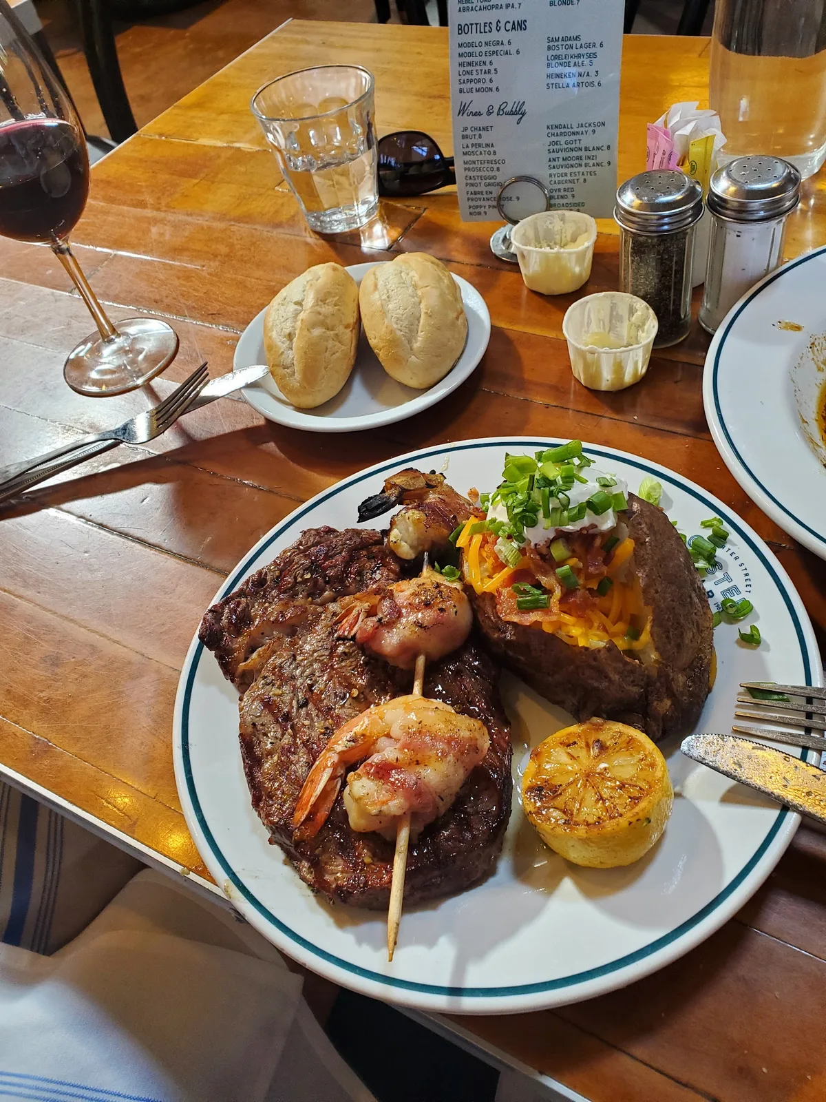 Water Street Oyster Bar: Restaurant Photograph