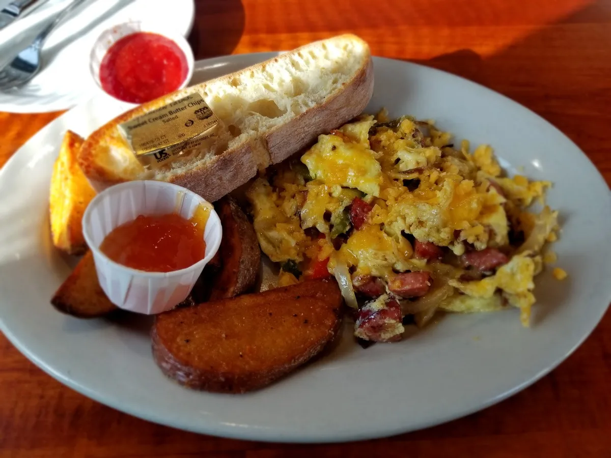 Harvest Moon Restaurant: Restaurant Food And Dining Photo