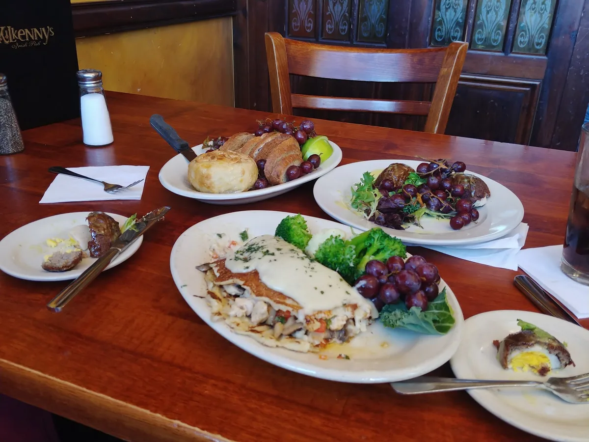 Kilkenny's Irish Pub: Restaurant Food And Dining Photo