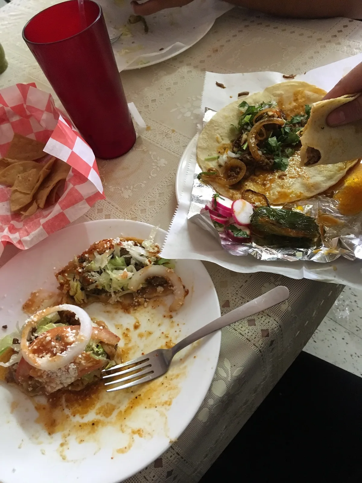 Birrieria El Chalan: Restaurant Food And Dining Photo