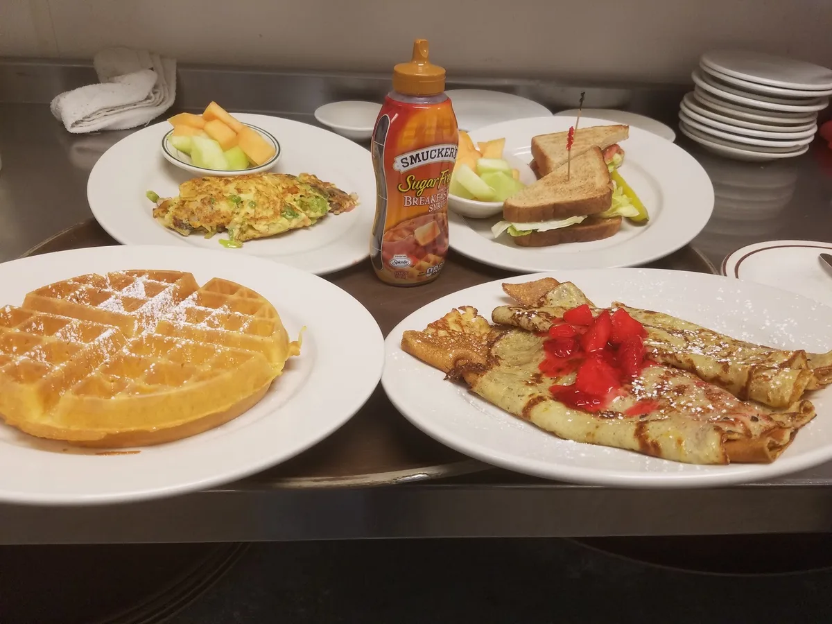 Silver Spoon: Restaurant Food And Dining Photo