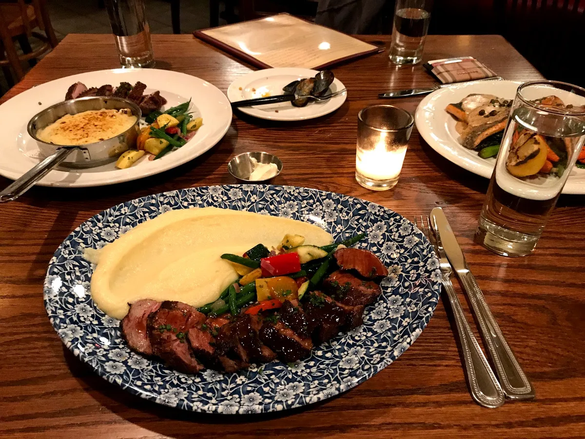 Dario's Brasserie: Restaurant Food And Dining Photo