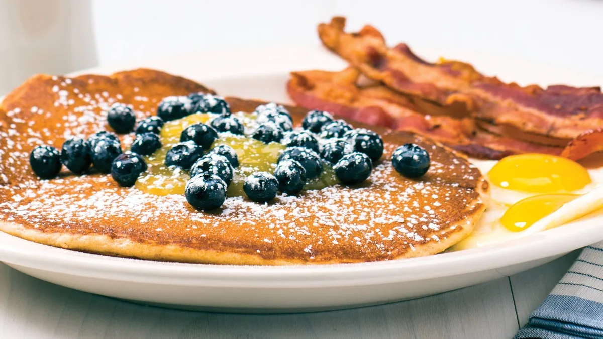 BLUEBIRD Cafe: Restaurant Food And Dining Photo
