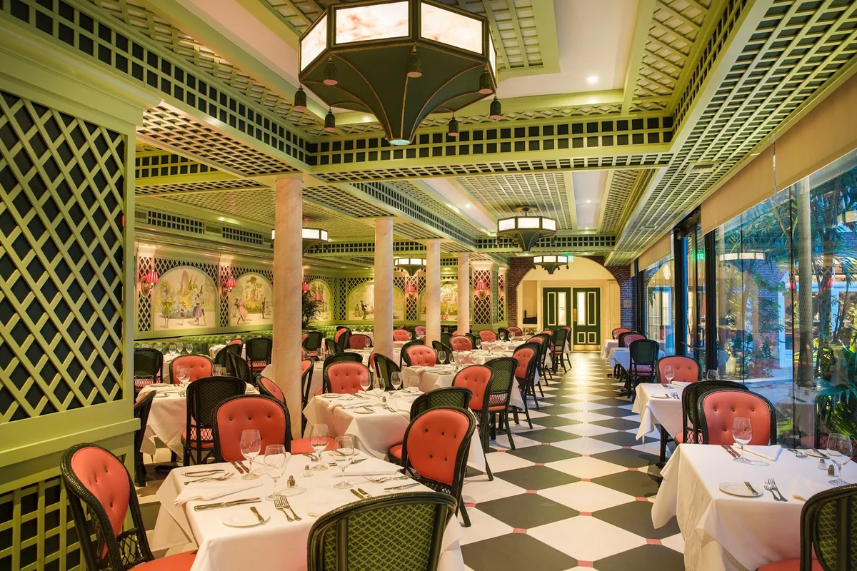 Brennan's - New Orleans: Restaurant Photograph