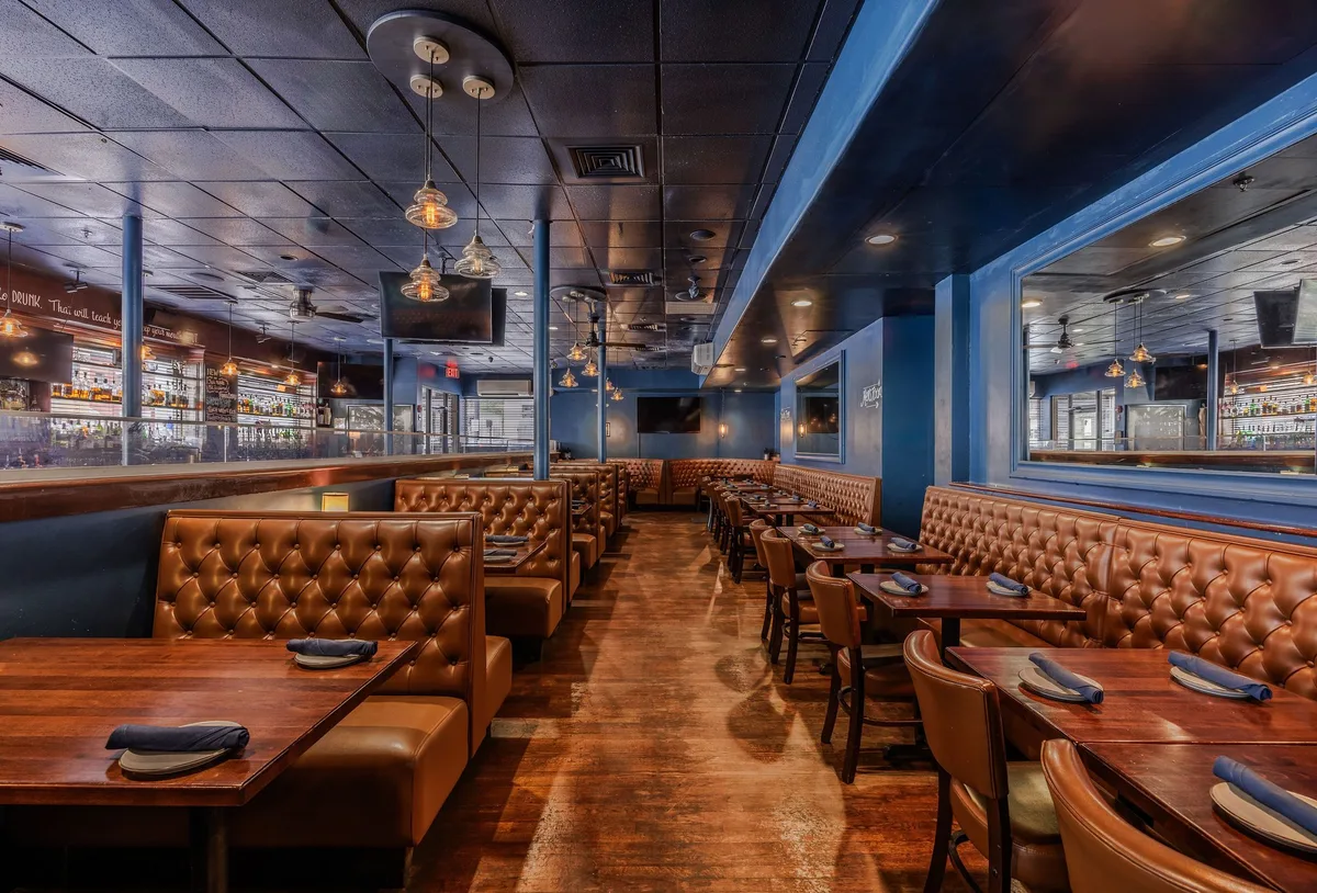 Harvard Gardens: Restaurant Photograph