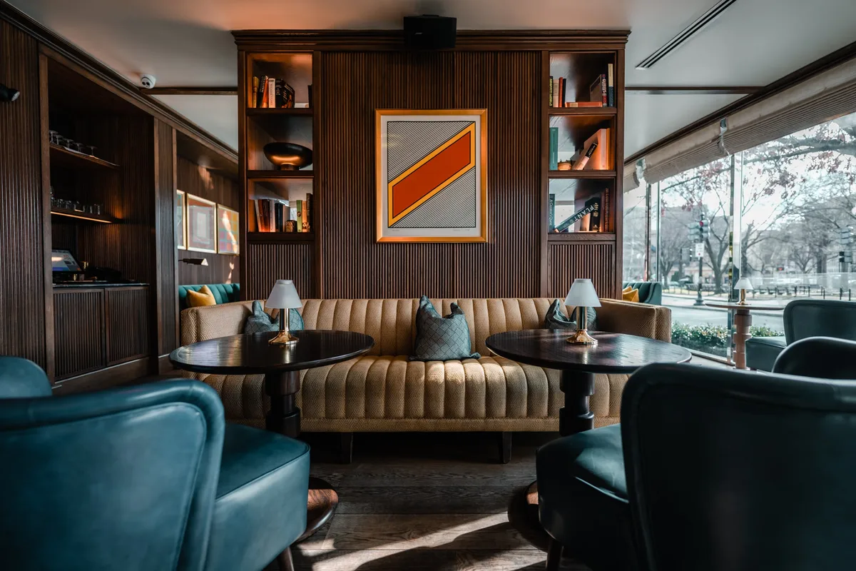 Doyle: Restaurant Photograph