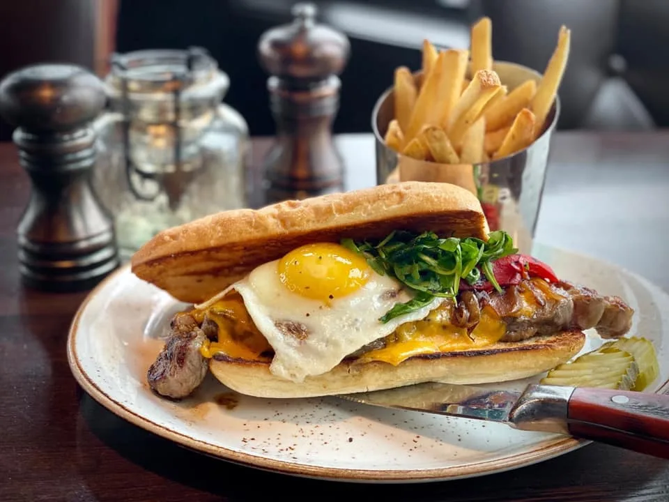McWethy's Tavern: Restaurant Photograph