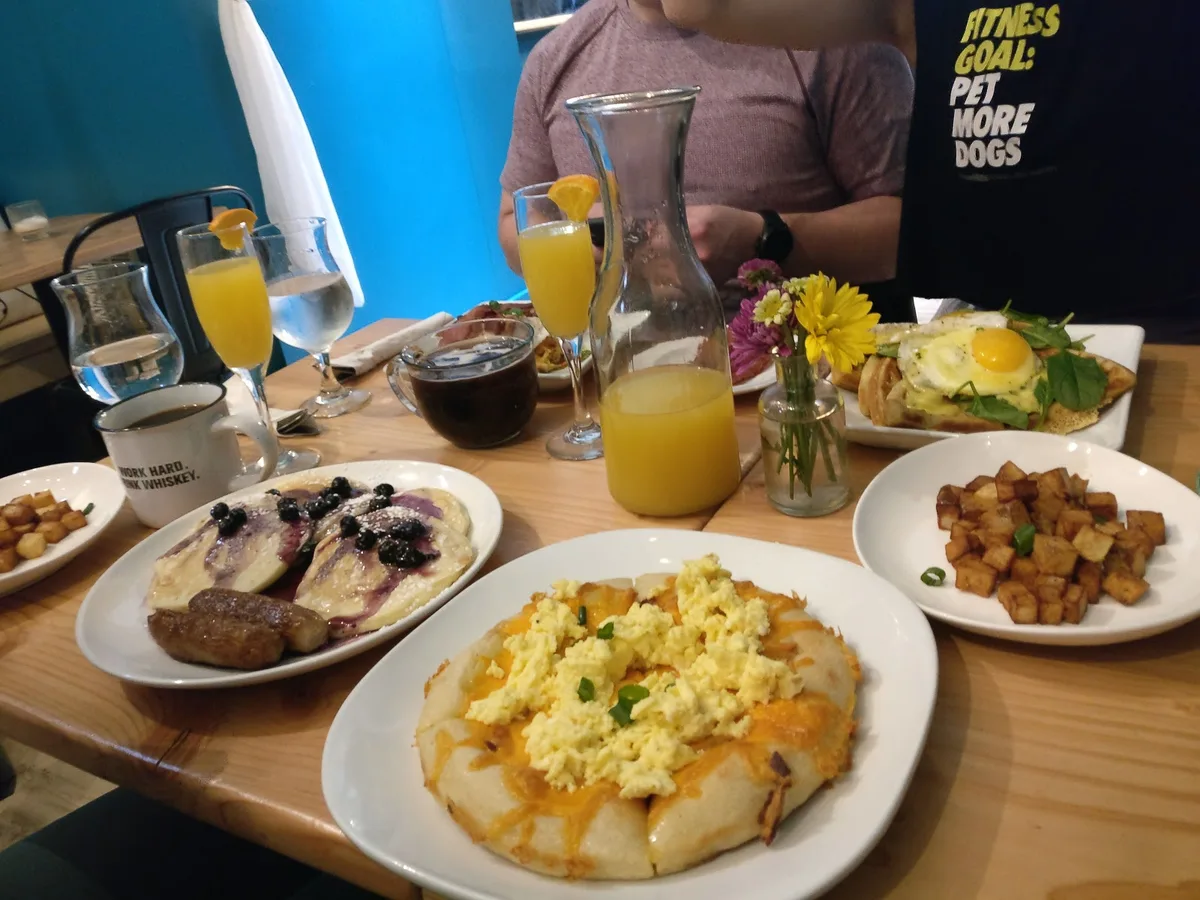 Caramel Bakery and Bar: Restaurant Food And Dining Photo