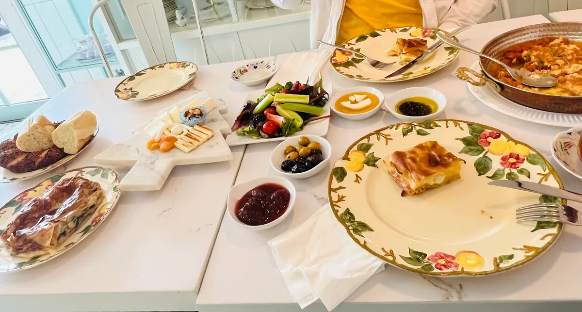 Canan's Kitchen Cafe & Bakery: Restaurant Photograph