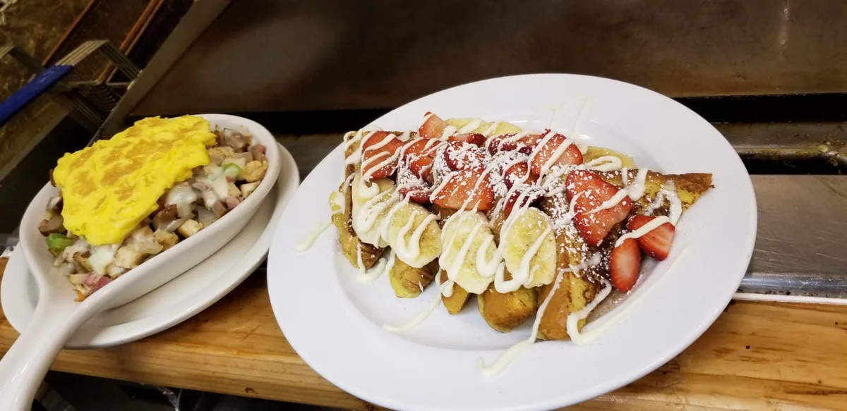 Cinnamon Pancake House: Restaurant Food And Dining Photo