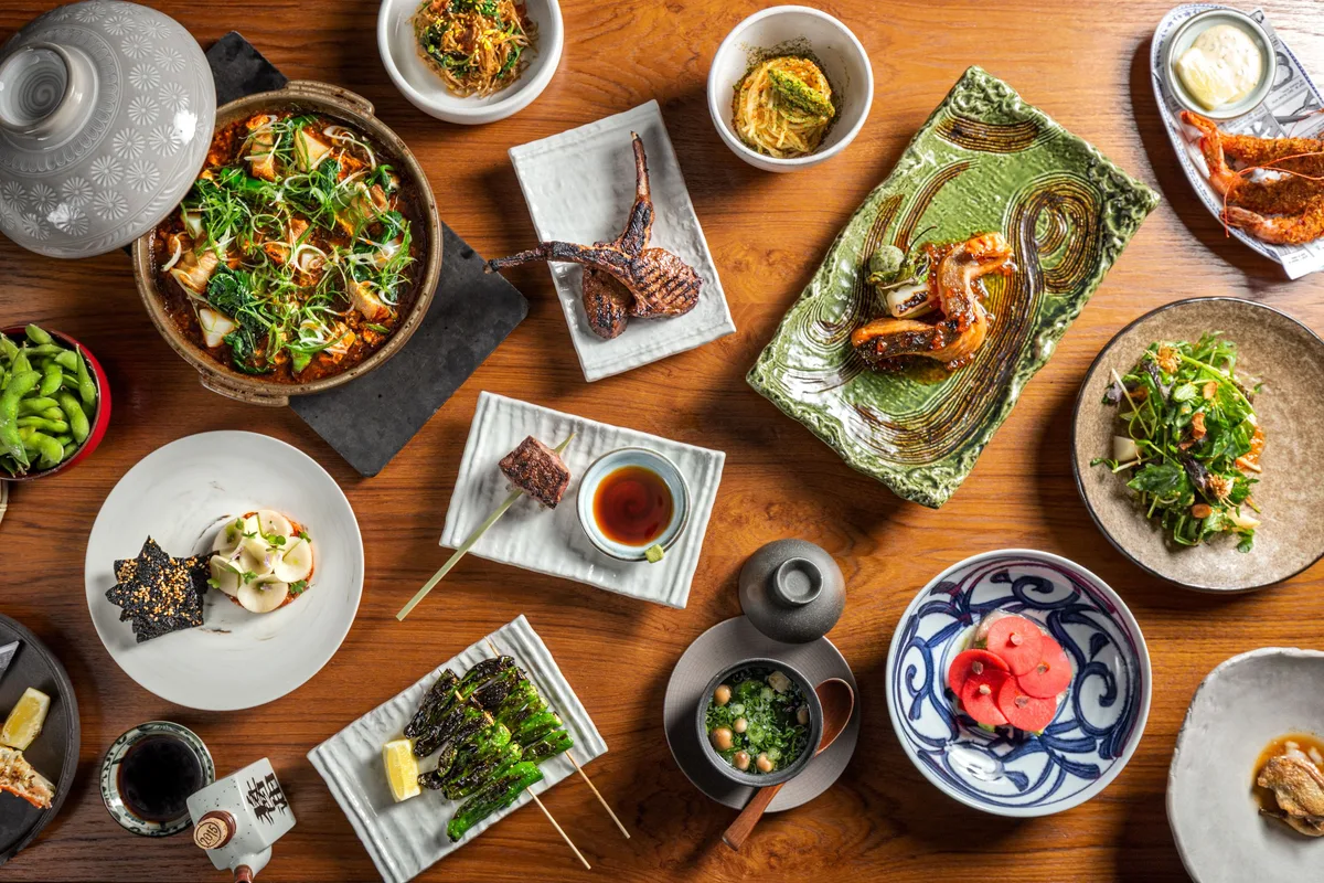 Momotaro: Restaurant Photograph