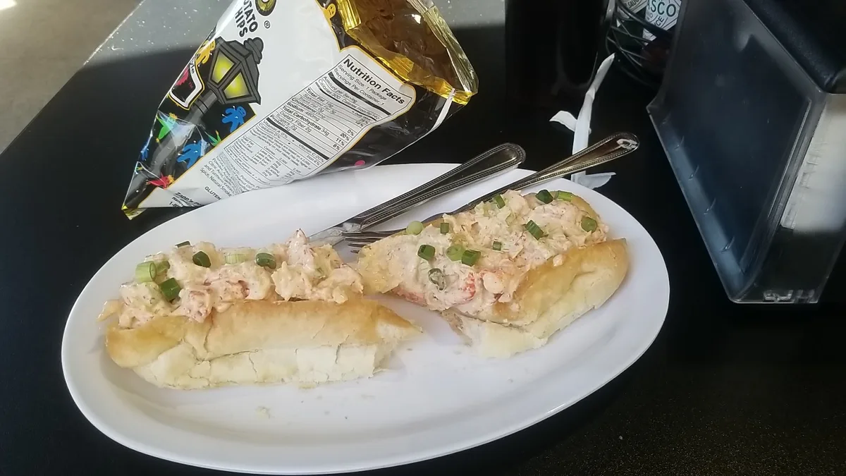Lassalle's New Orleans Deli: Restaurant Food And Dining Photo