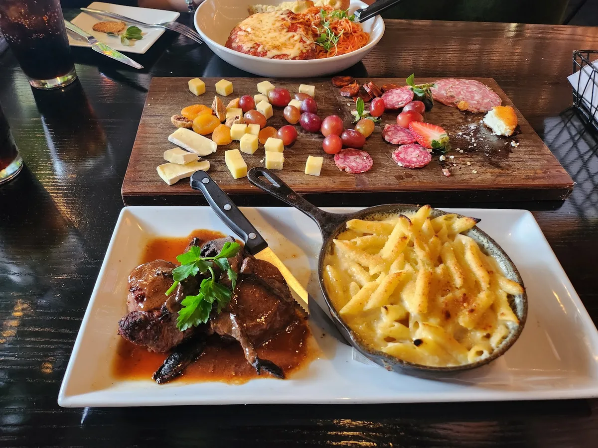Chelsea Corner: Restaurant Photograph