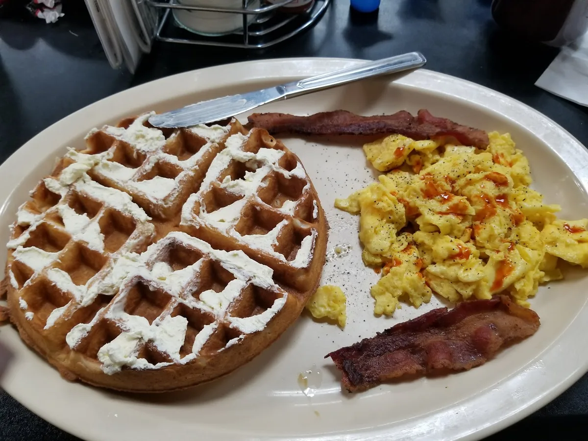 Stevie Dee's Cafe: Restaurant Food And Dining Photo