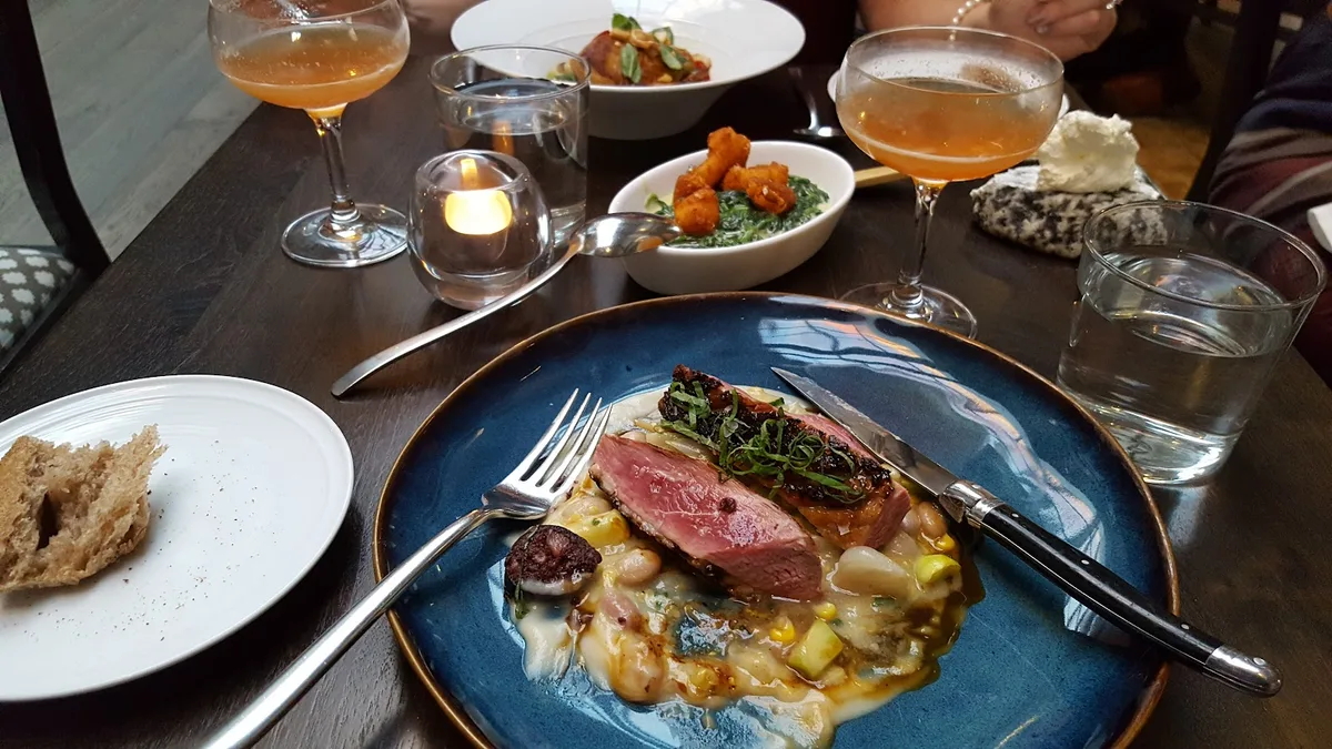 Spoon and Stable: Restaurant Photograph