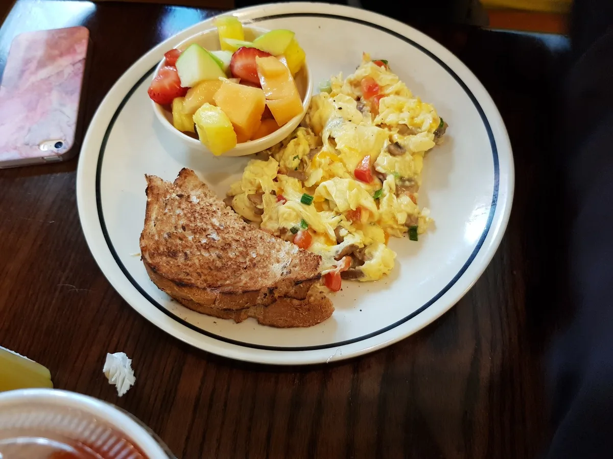 Corner Bakery: Restaurant Food And Dining Photo