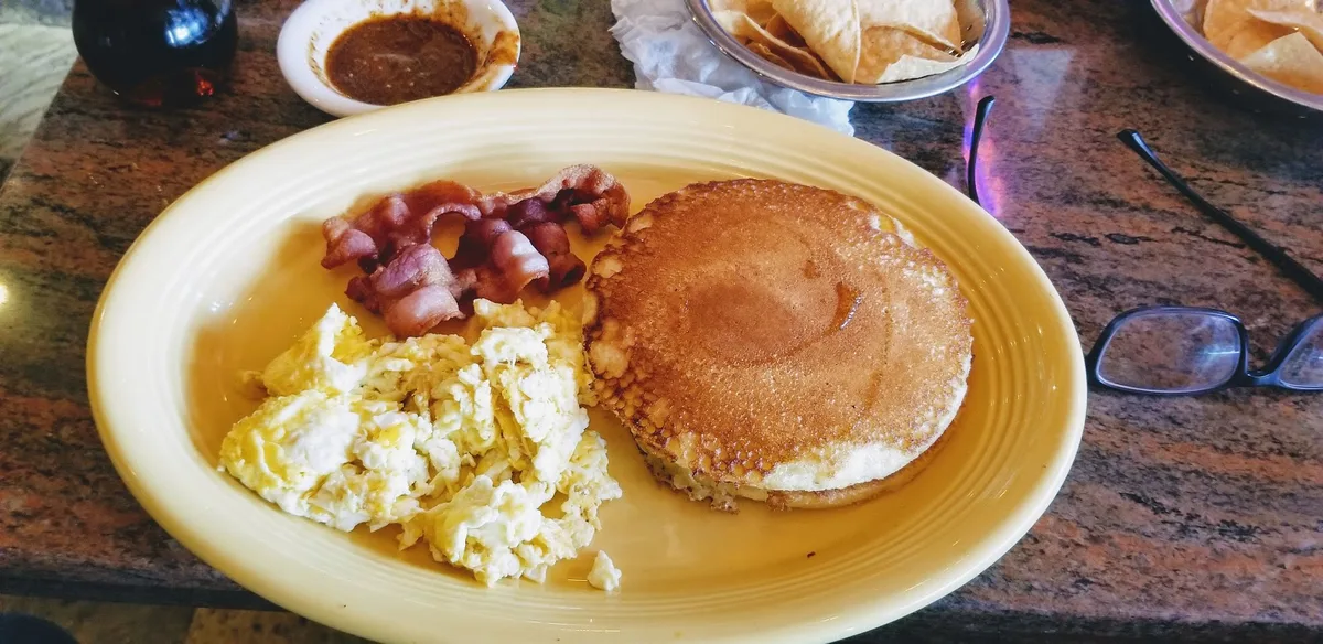 Jose's Taco Shop: Restaurant Food And Dining Photo