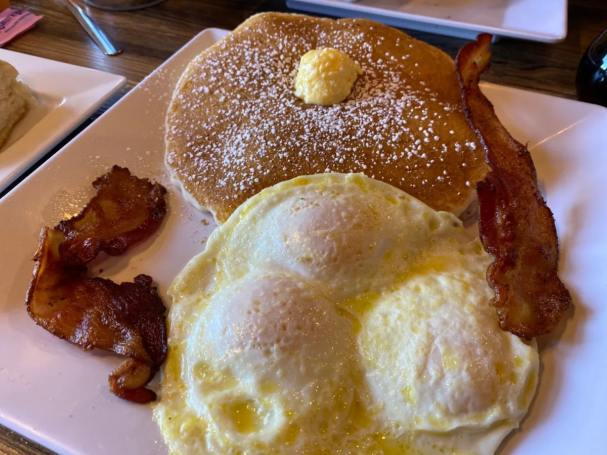 Cafe Republic: Restaurant Food And Dining Photo