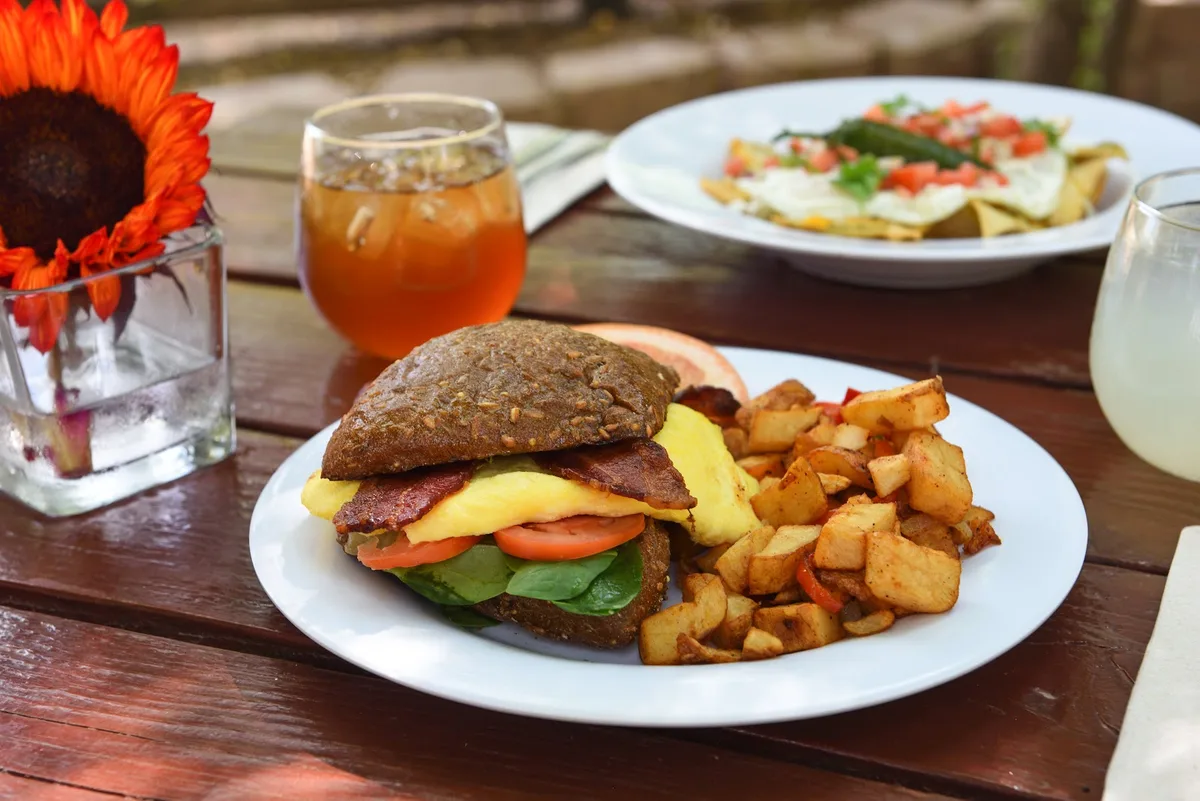 Morning Glory Cafe: Restaurant Photograph