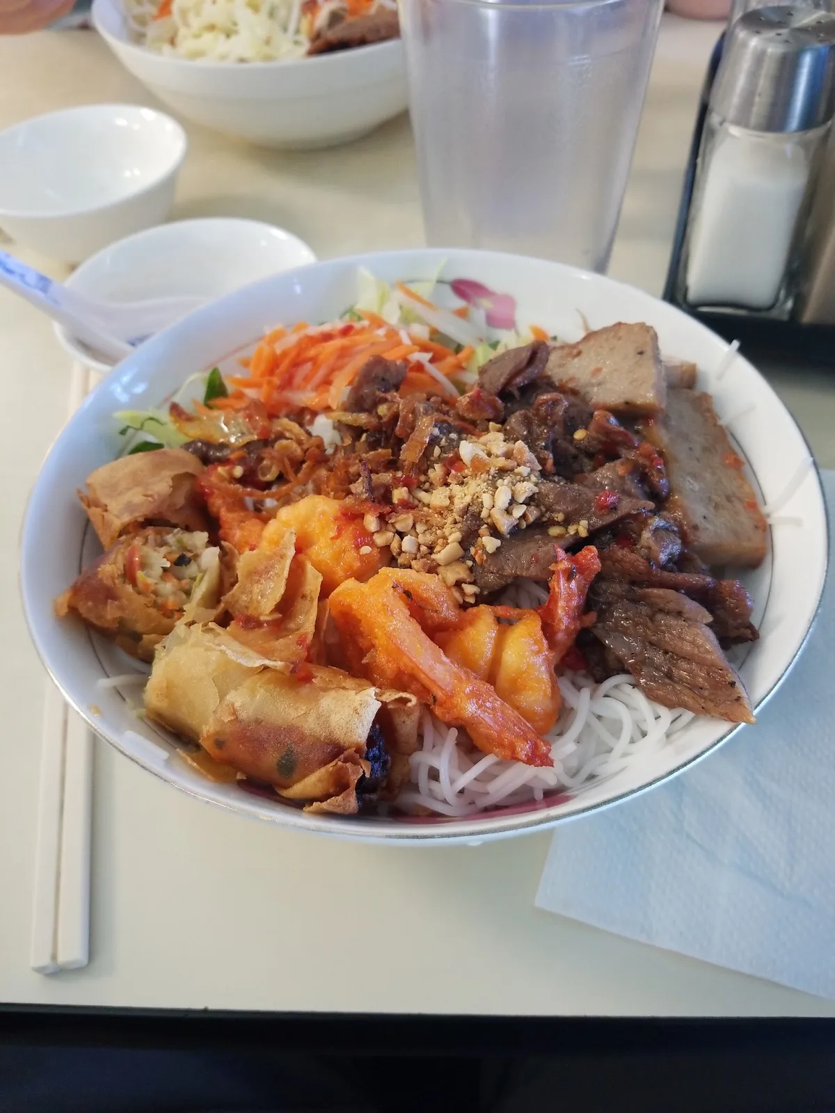 Pho Nguyenn Restaurant: Restaurant Food And Dining Photo