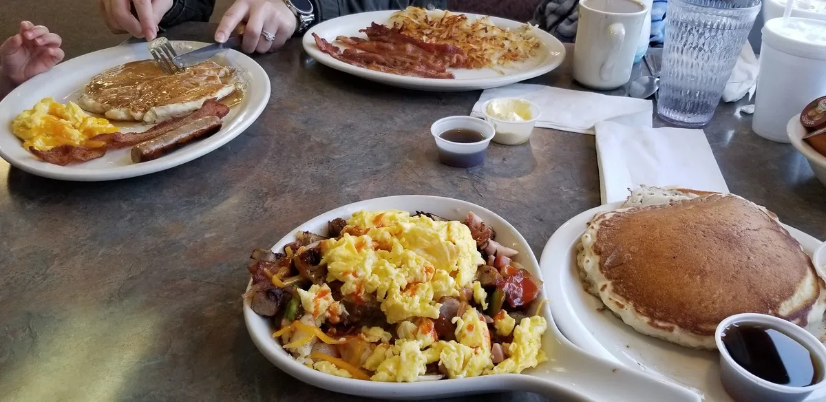 Southside Grill: Restaurant Food And Dining Photo