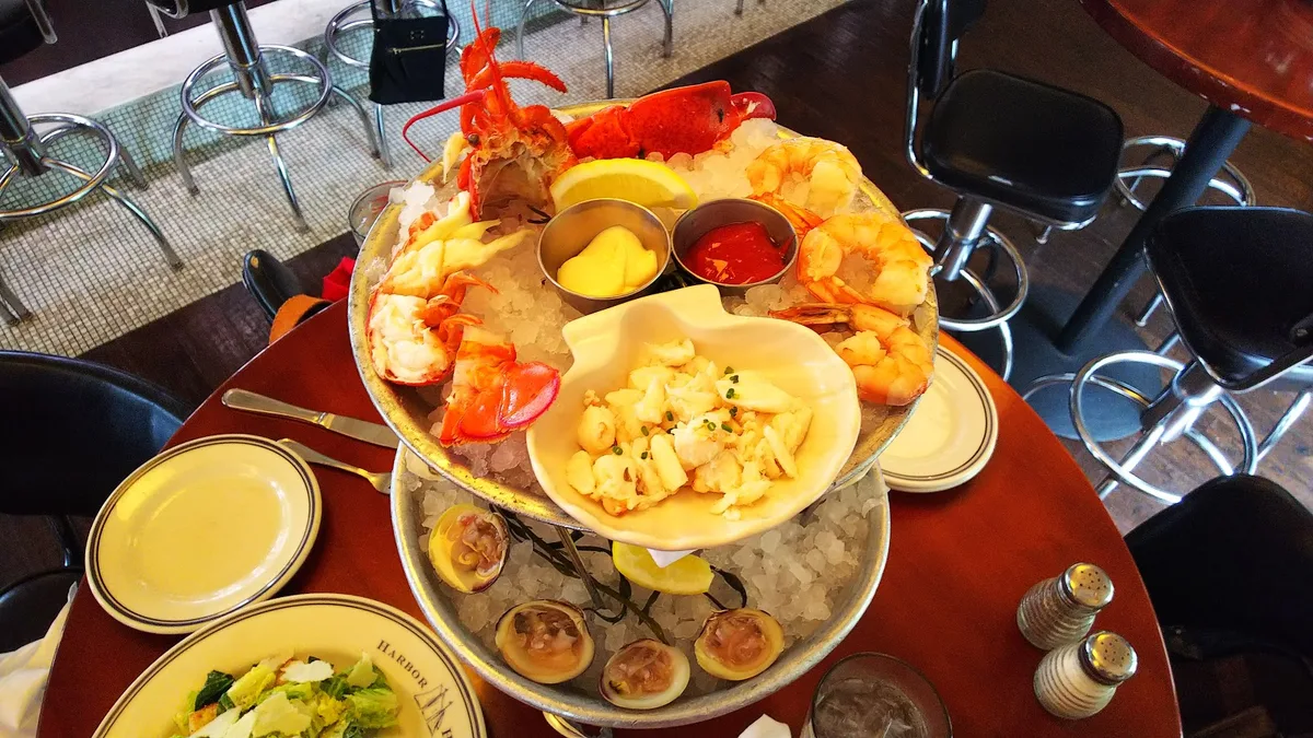 Harbor House: Restaurant Food And Dining Photo