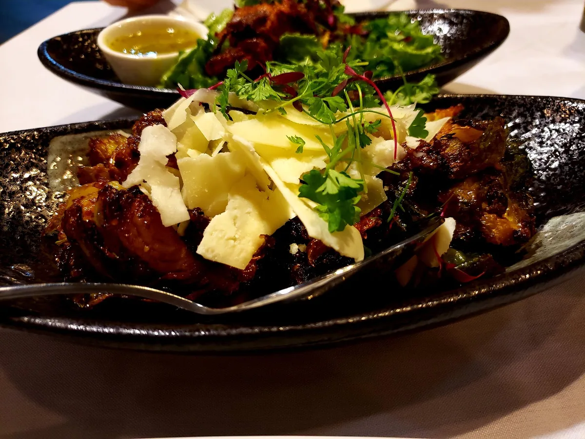 Elyse: Restaurant Food And Dining Photo