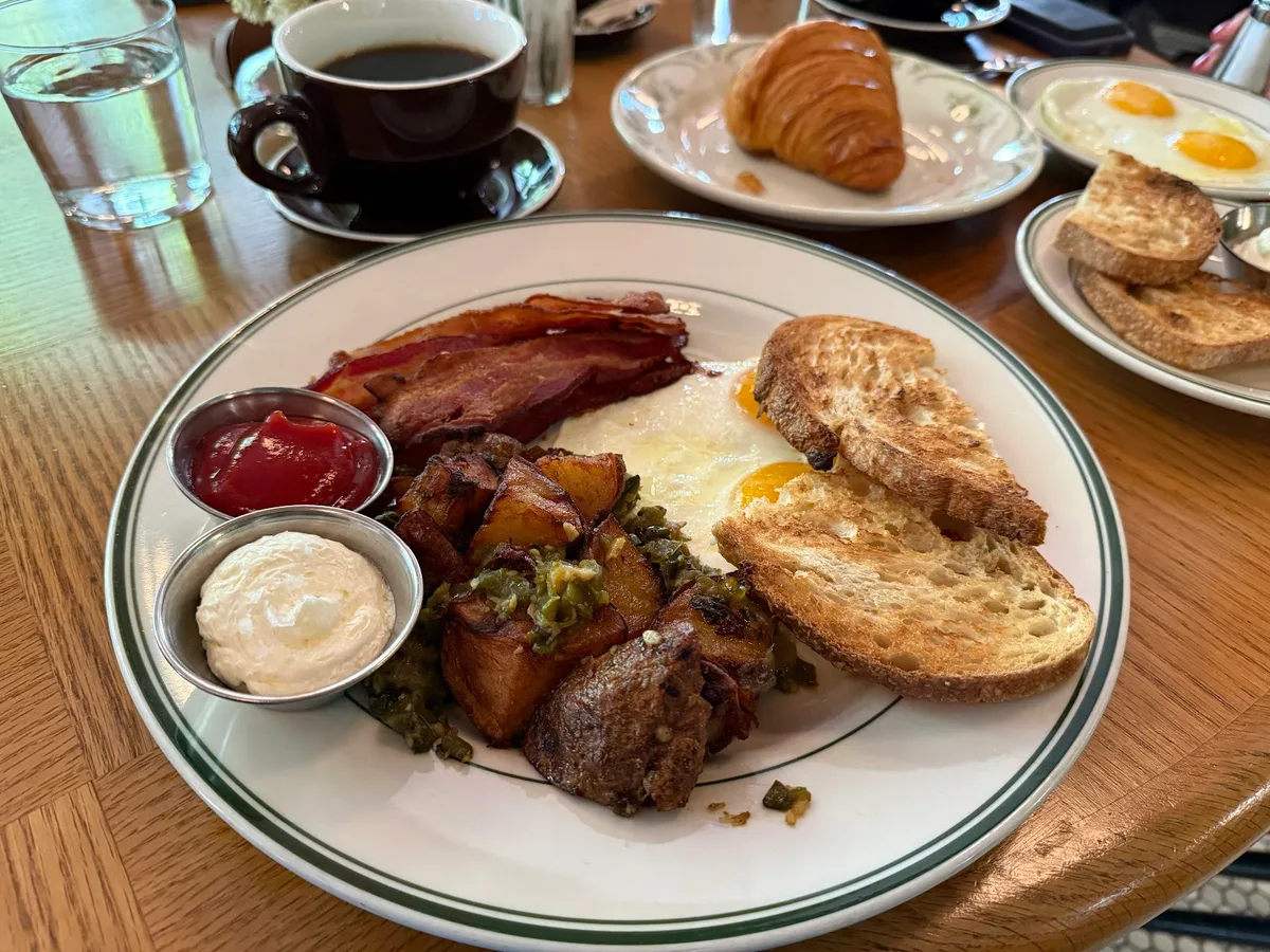 1886 Cafe & Bakery: Restaurant Photograph