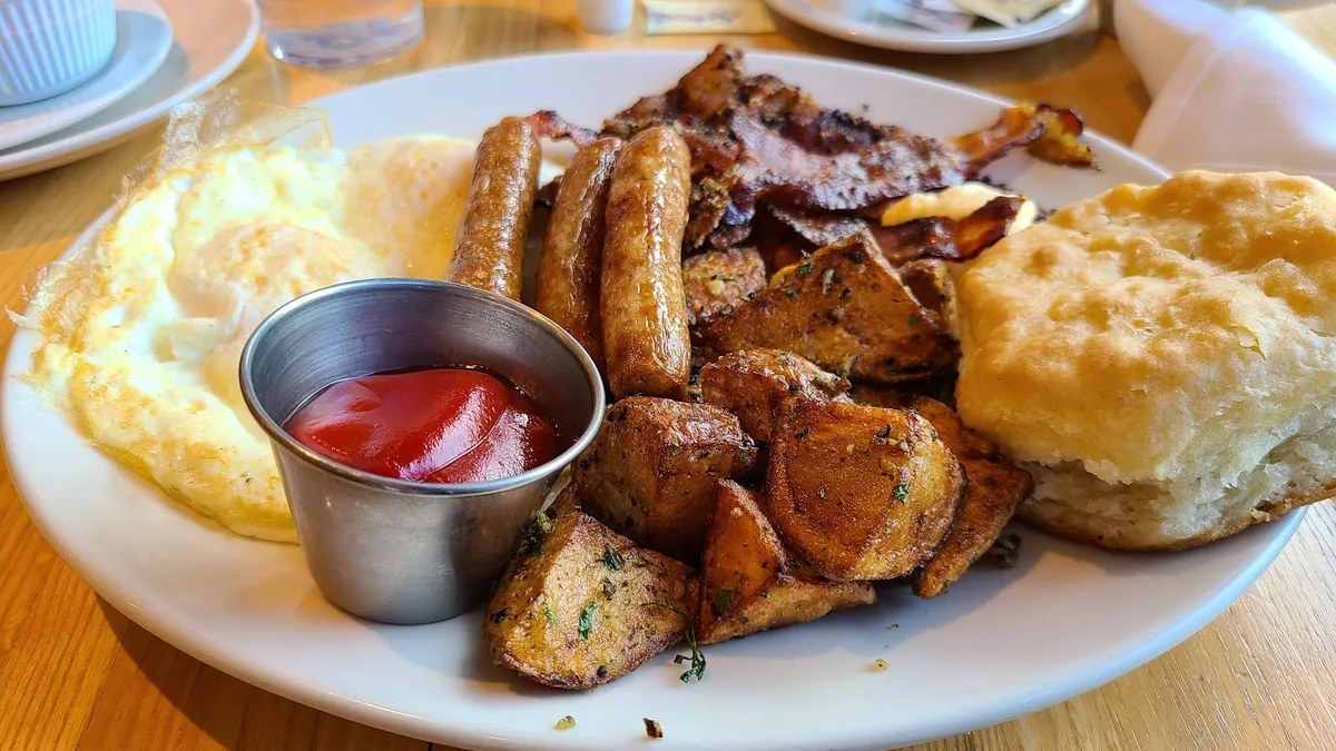 Ginger Sue's: Restaurant Food And Dining Photo