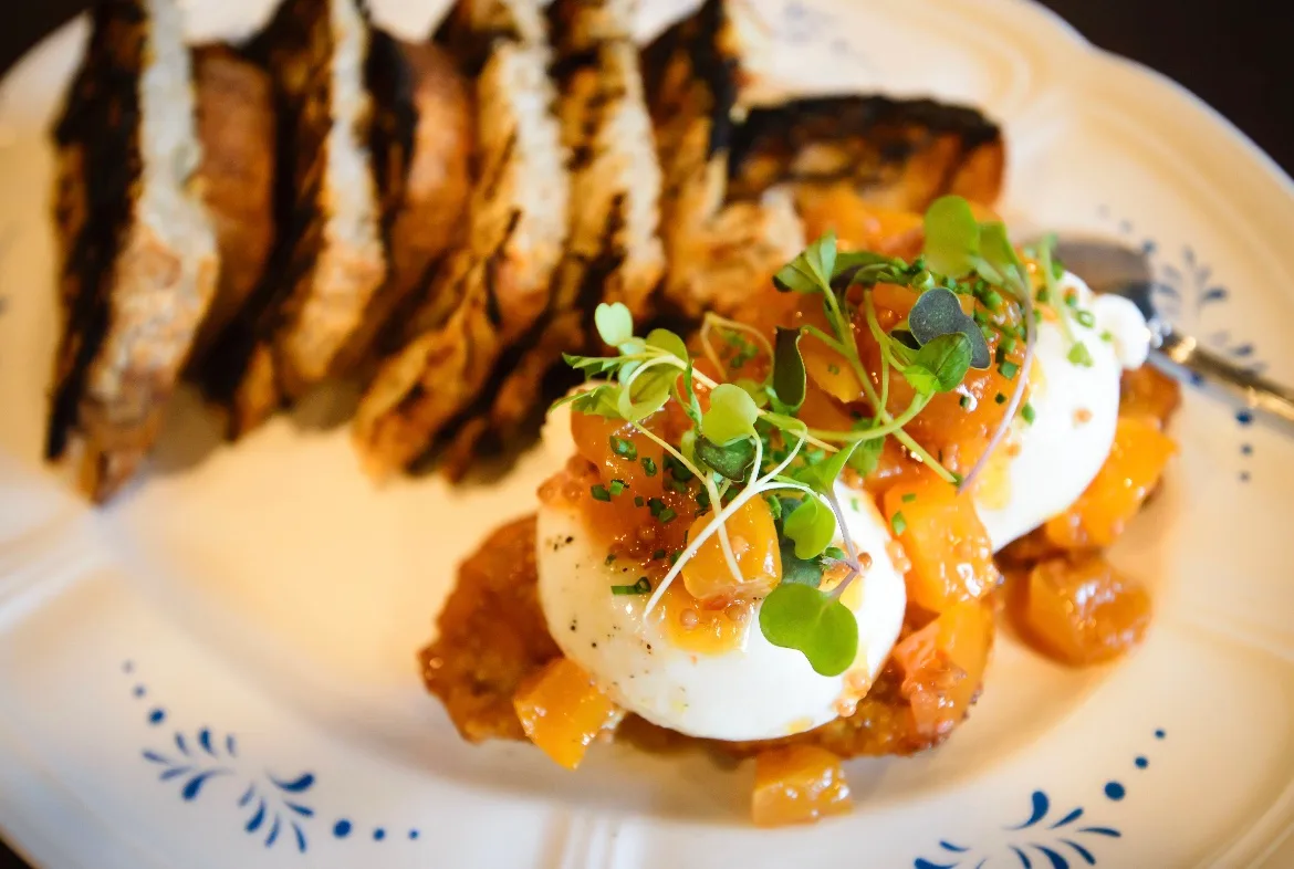 Stirnella Bar & Kitchen: Restaurant Food And Dining Photo