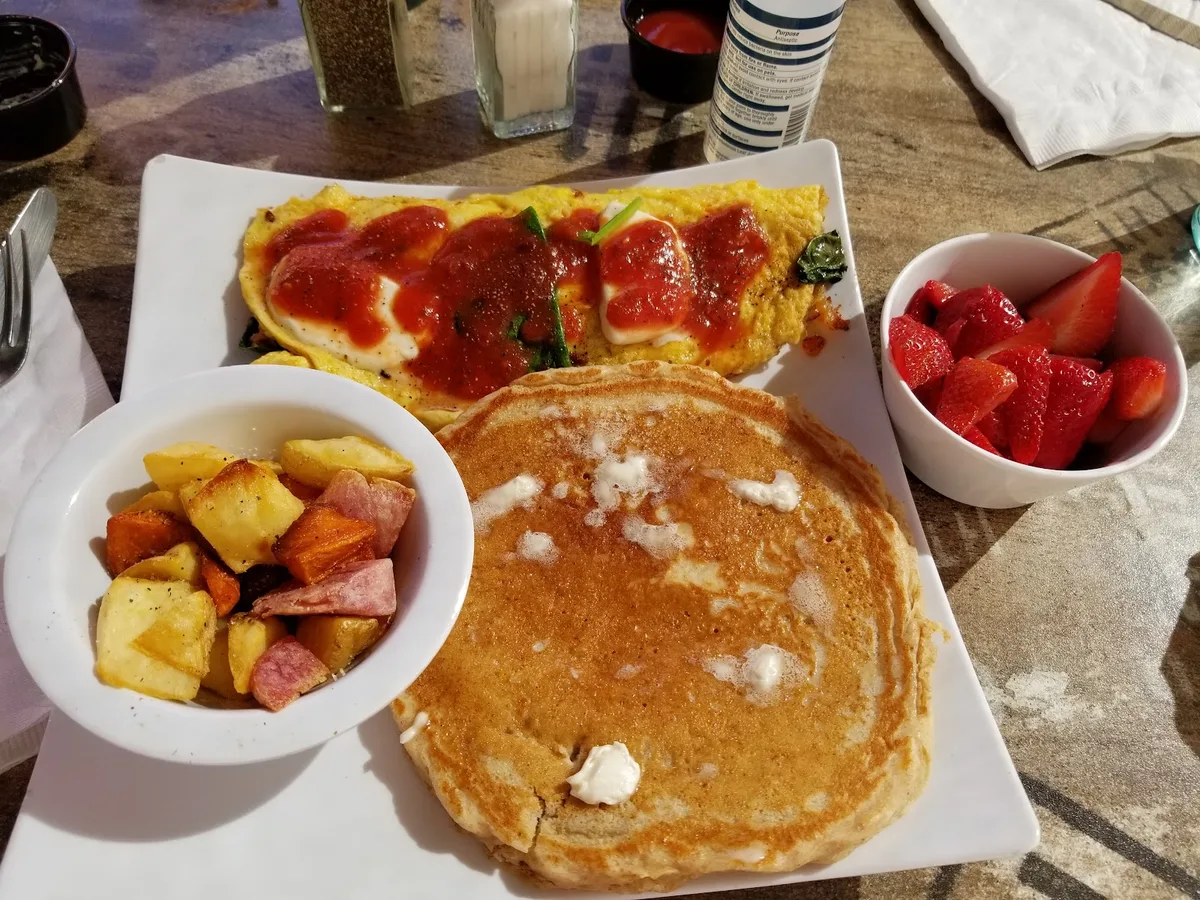 Park Cafe: Restaurant Photograph