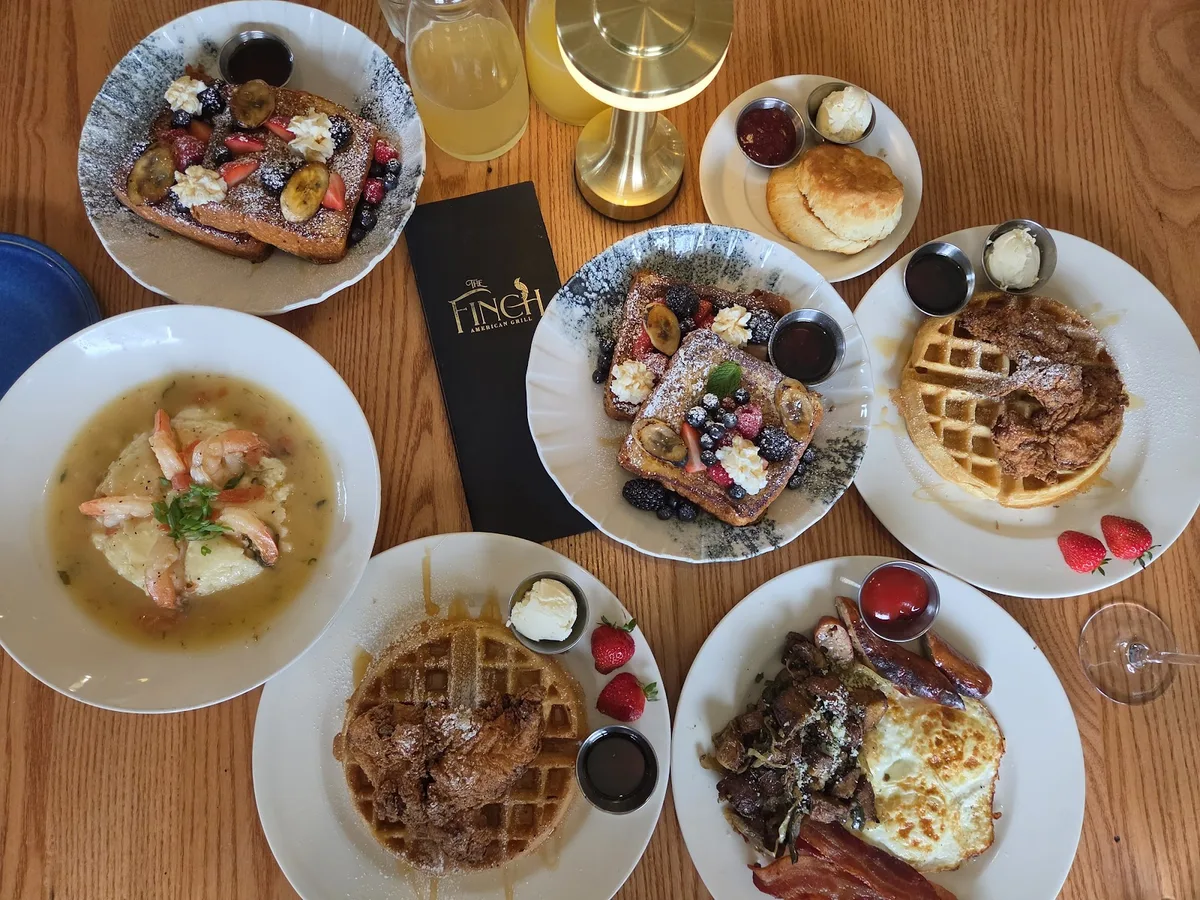 The Finch: Restaurant Photograph