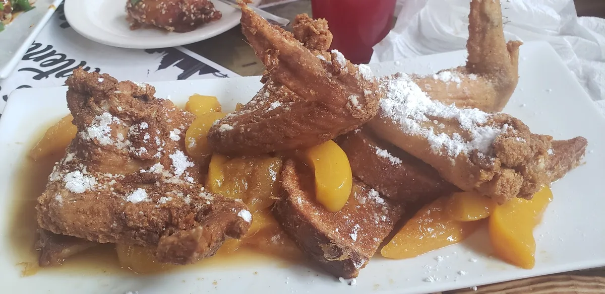 Chef Tam's Underground Cafe: Restaurant Food And Dining Photo