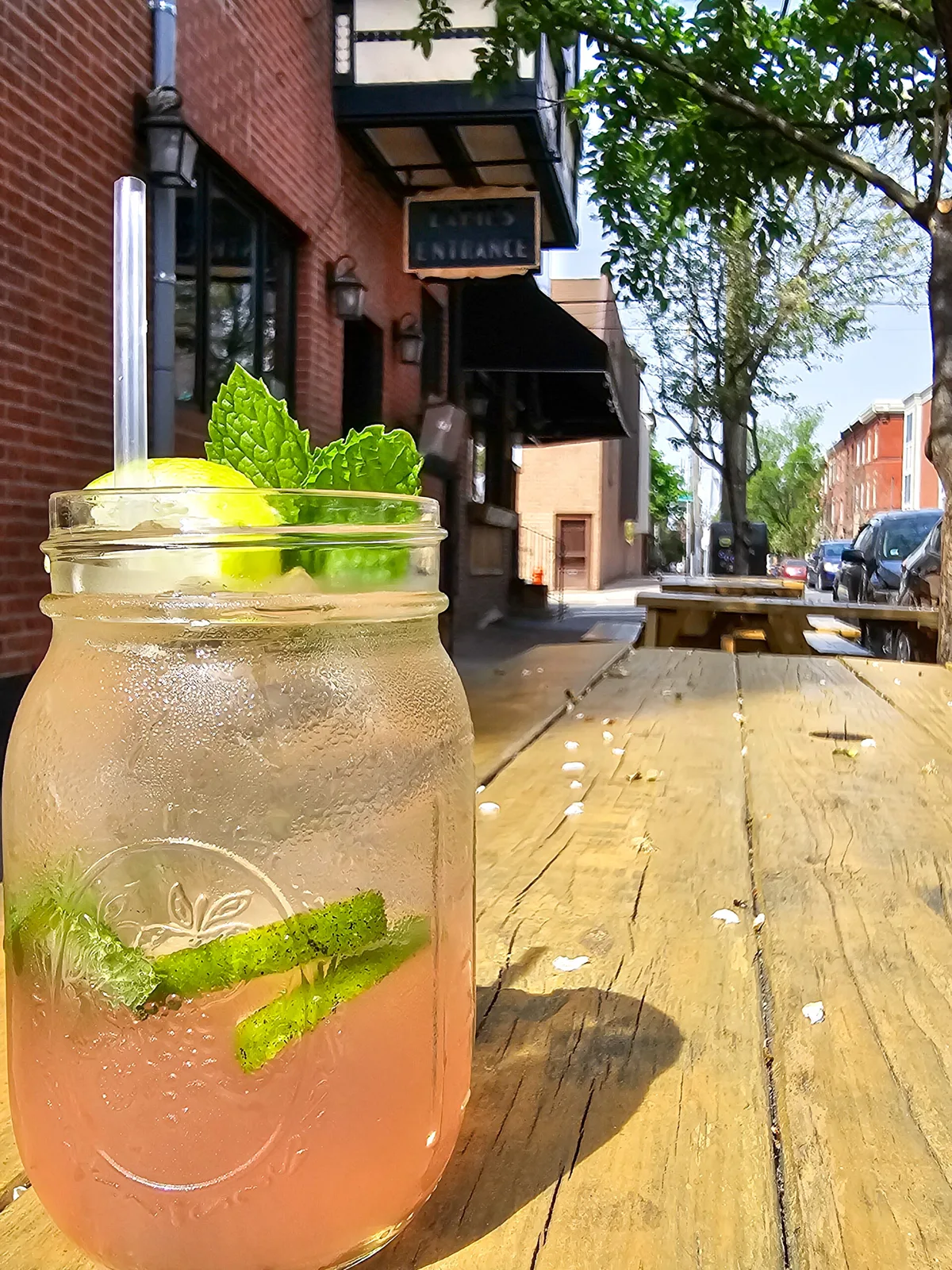 Hilltown Tavern Fairmount: Restaurant Photograph