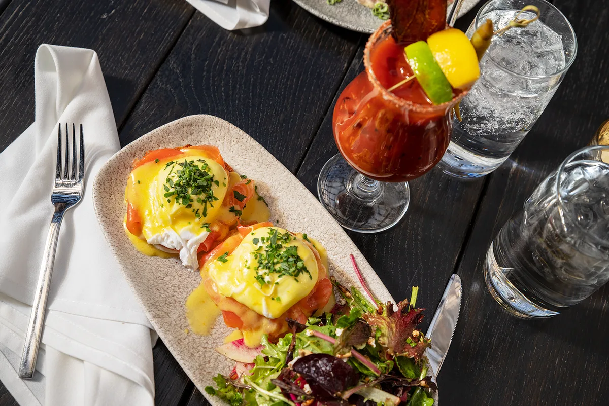 Harper's Garden: Restaurant Photograph