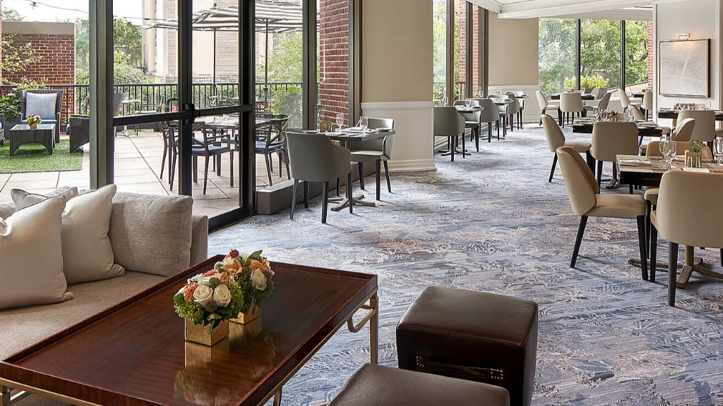 Seasons: Restaurant Photograph