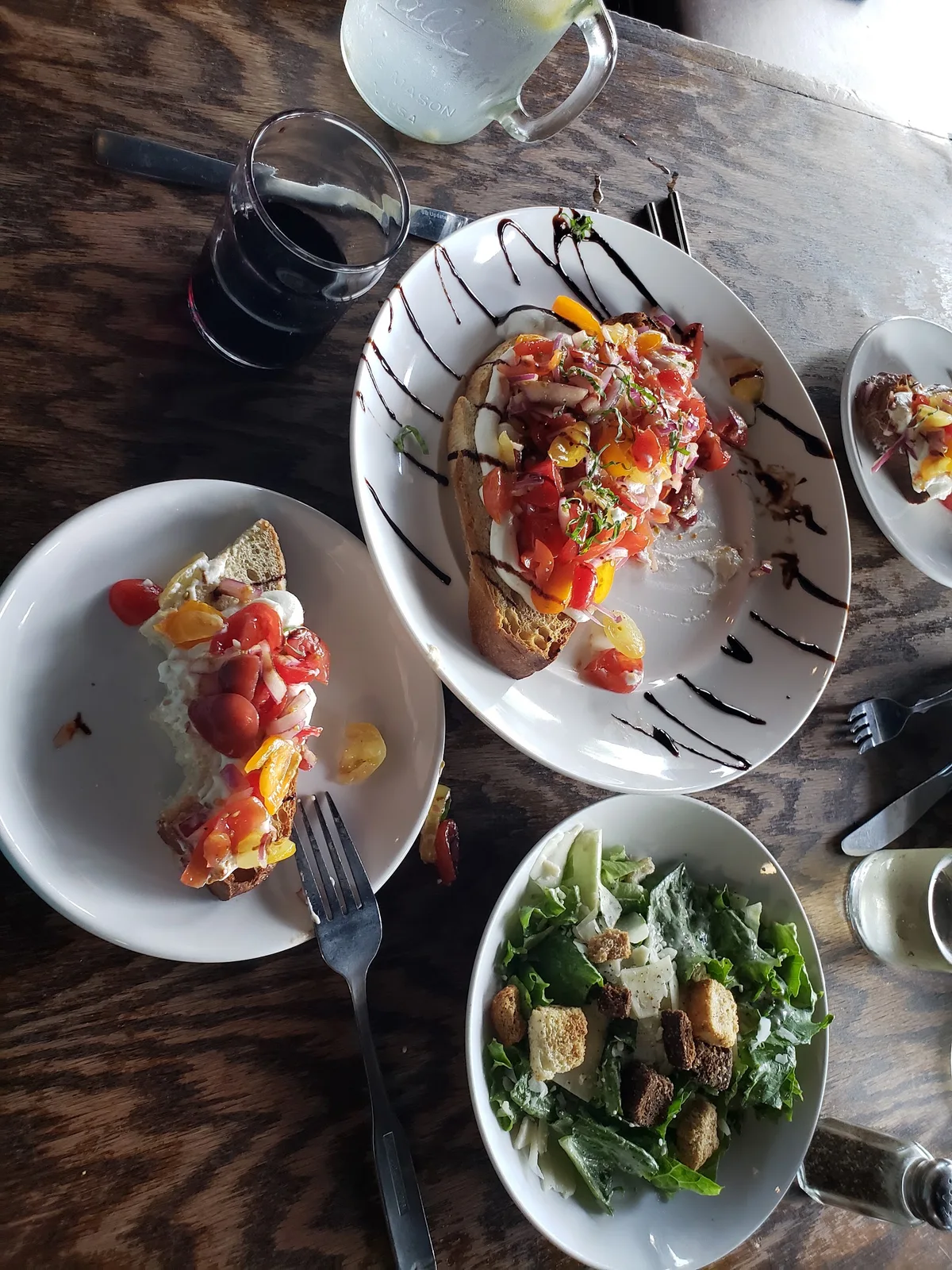 Dom's: Restaurant Food And Dining Photo