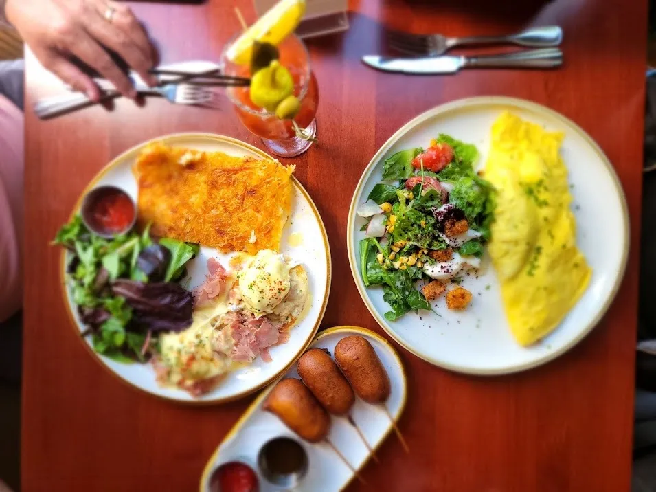Dreamland Bar & Diner: Restaurant Food And Dining Photo