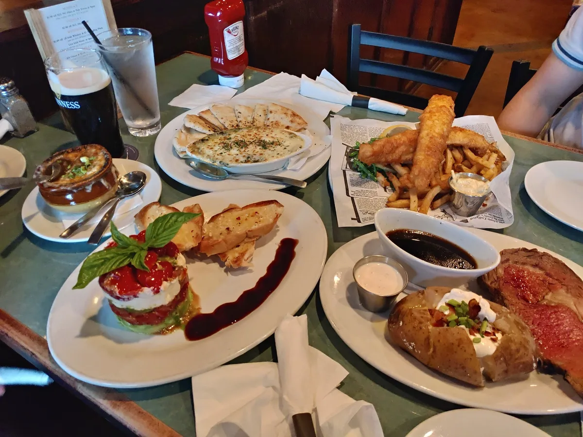 Doherty's Irish Pub & Restaurant: Restaurant Food And Dining Photo