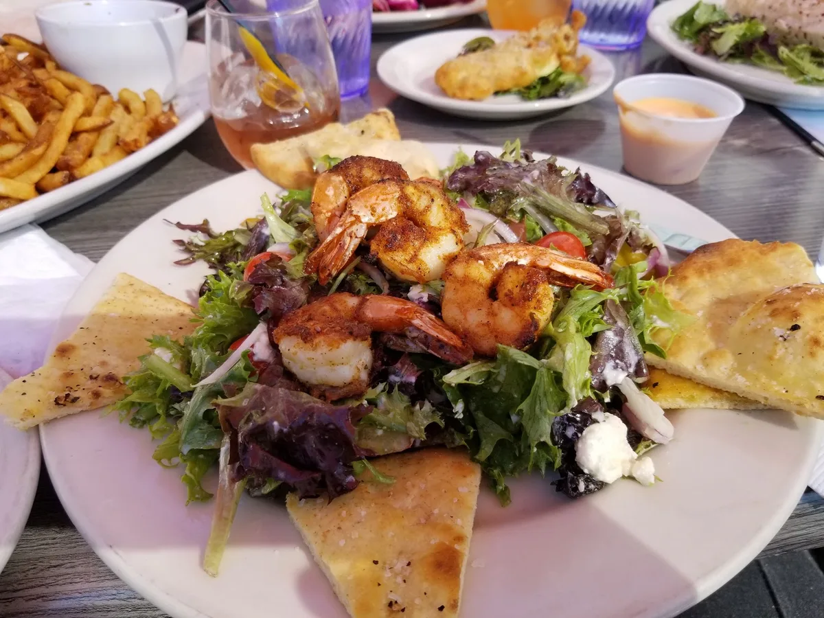 Barracudas Locust Point Tavern: Restaurant Food And Dining Photo